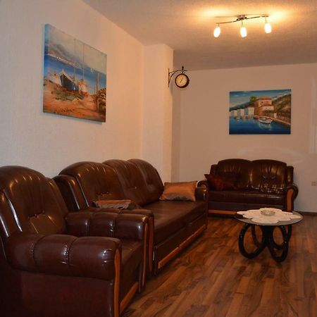 Apartment Vrban セニ エクステリア 写真