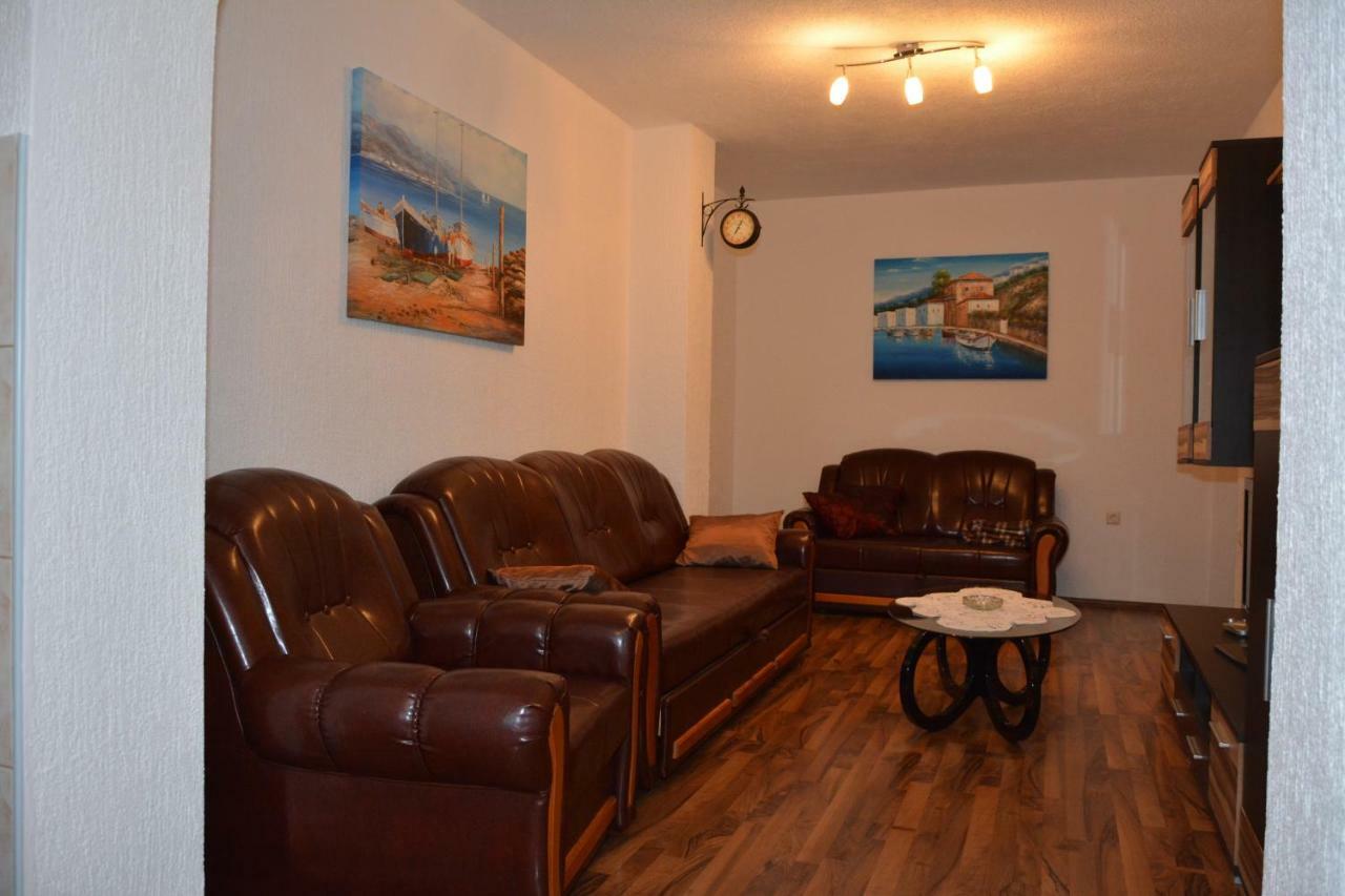 Apartment Vrban セニ エクステリア 写真