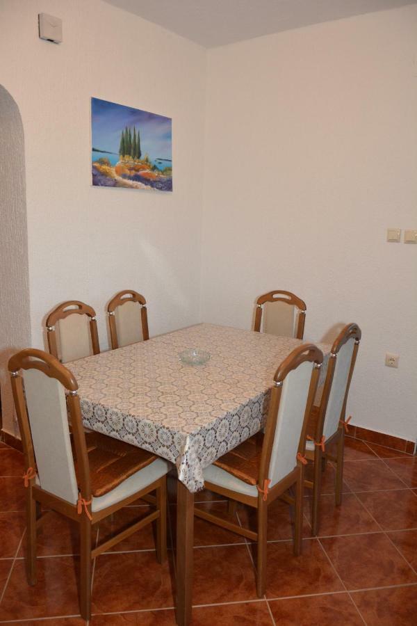 Apartment Vrban セニ エクステリア 写真