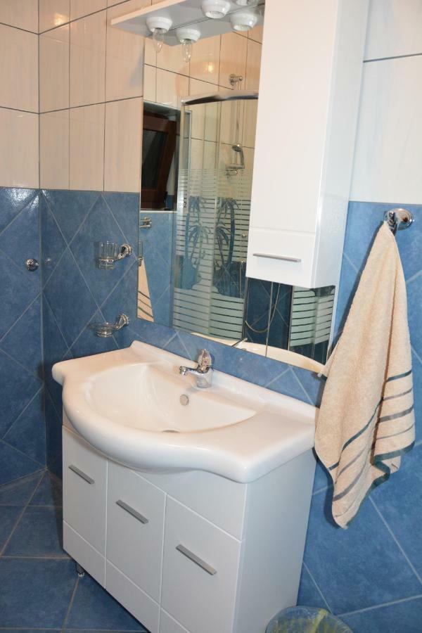 Apartment Vrban セニ エクステリア 写真